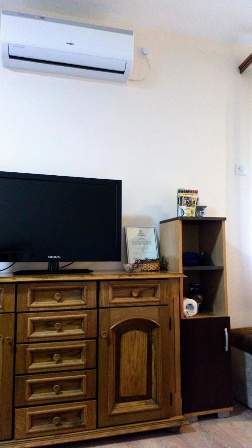 Guest House Green View Pirot Exterior foto